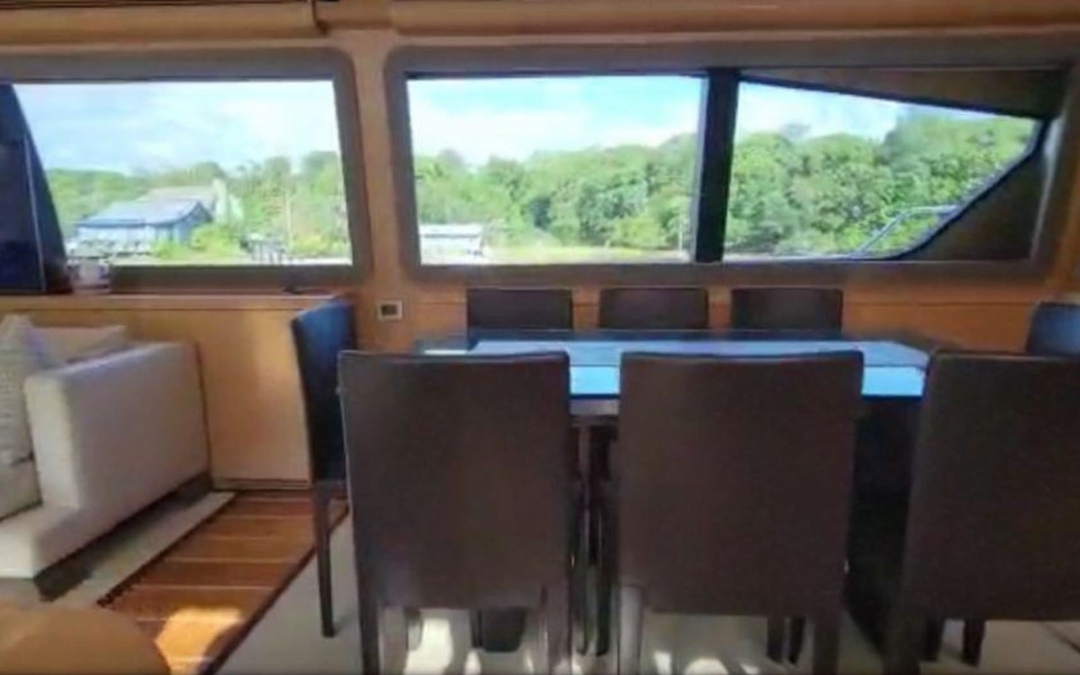 83' Ferretti