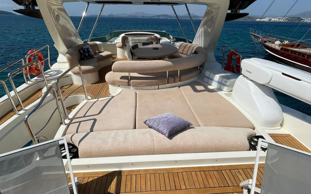 80' Azimut