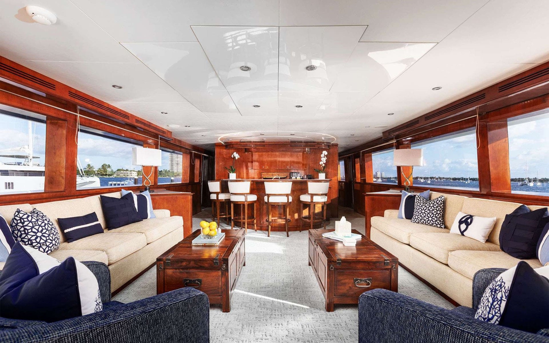 105' Intermarine Savannah