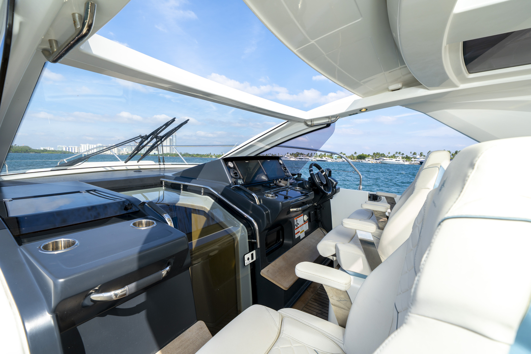 45' Jeanneau