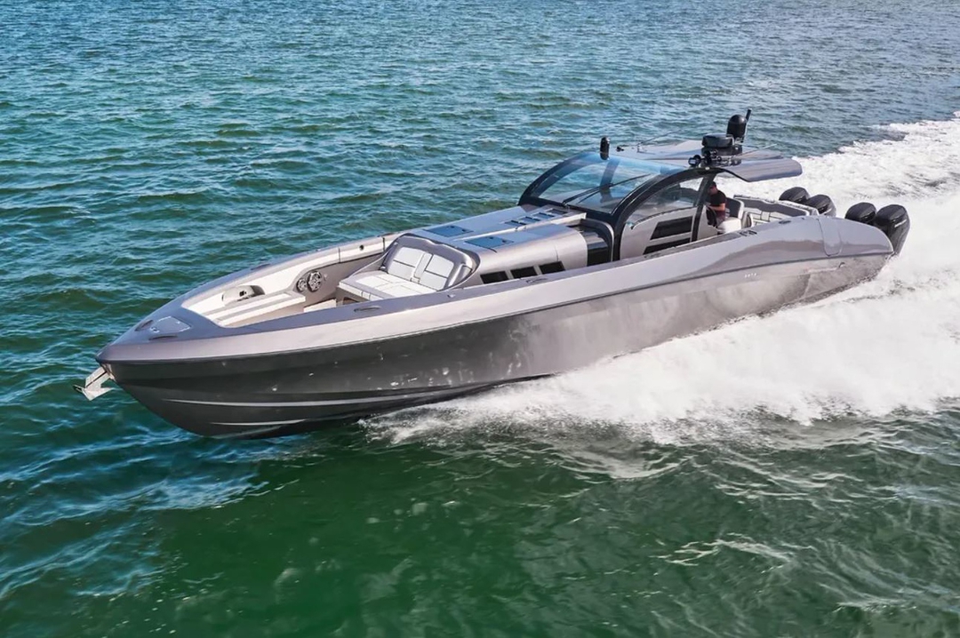 60' Midnight Express