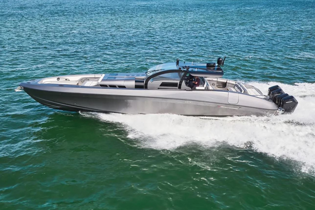 60' Midnight Express