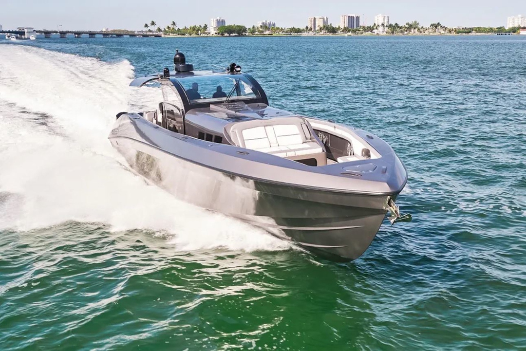 60' Midnight Express