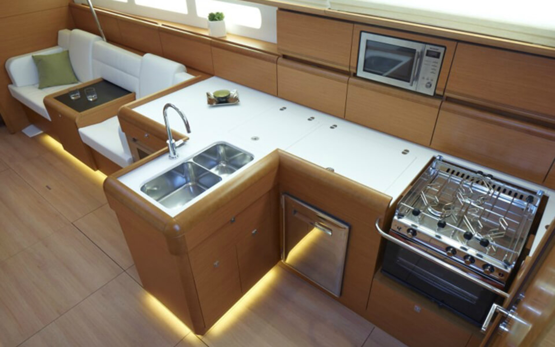 50' Sun Odyssey