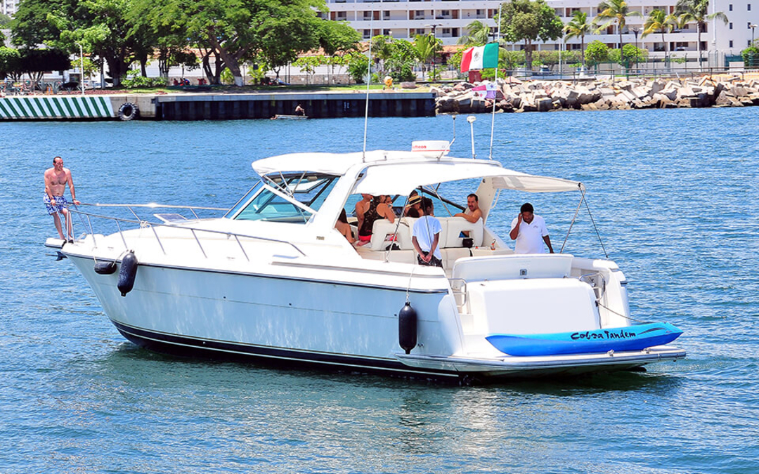 42' Tiara