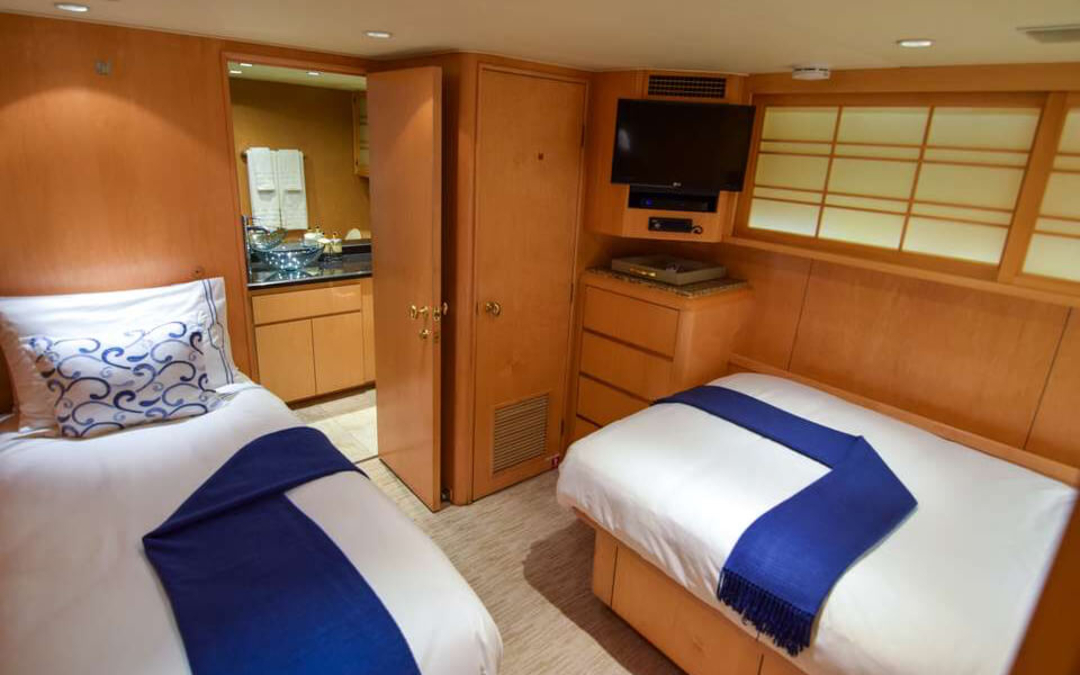 107' Broward