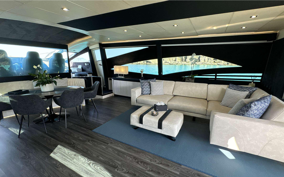 90' Pershing