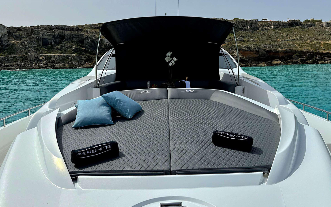 90' Pershing