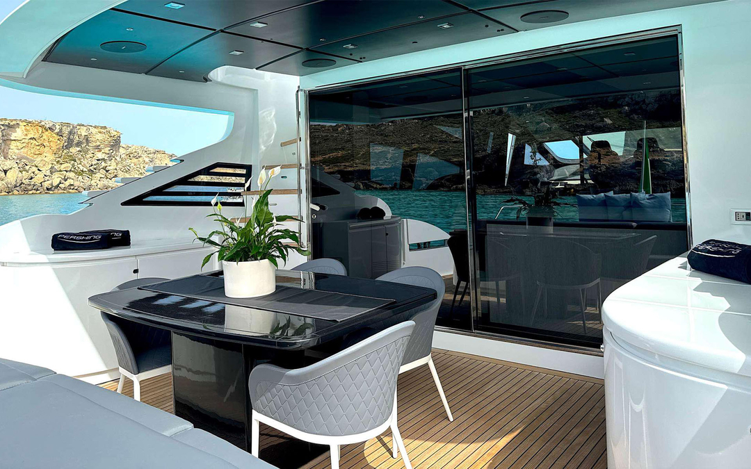 90' Pershing