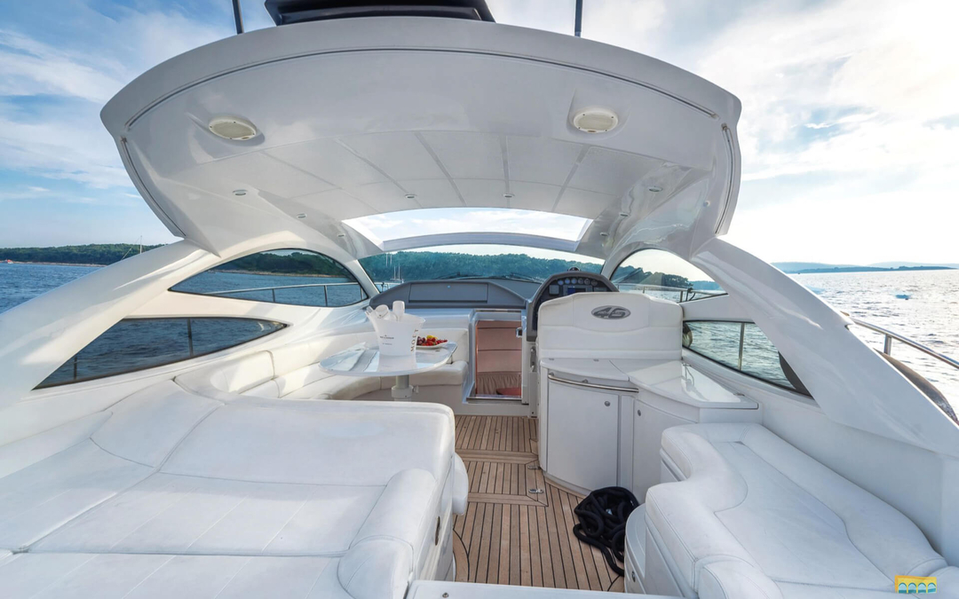46' Pershing