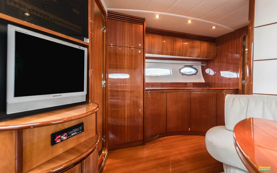 46' Pershing