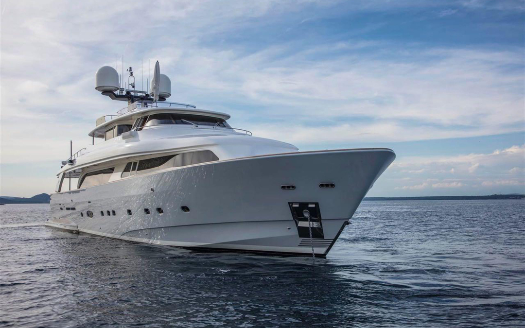 101' Ferretti