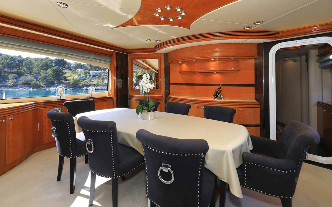 105' Sunseeker