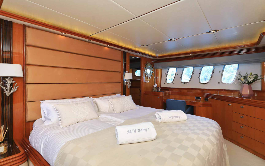 105' Sunseeker