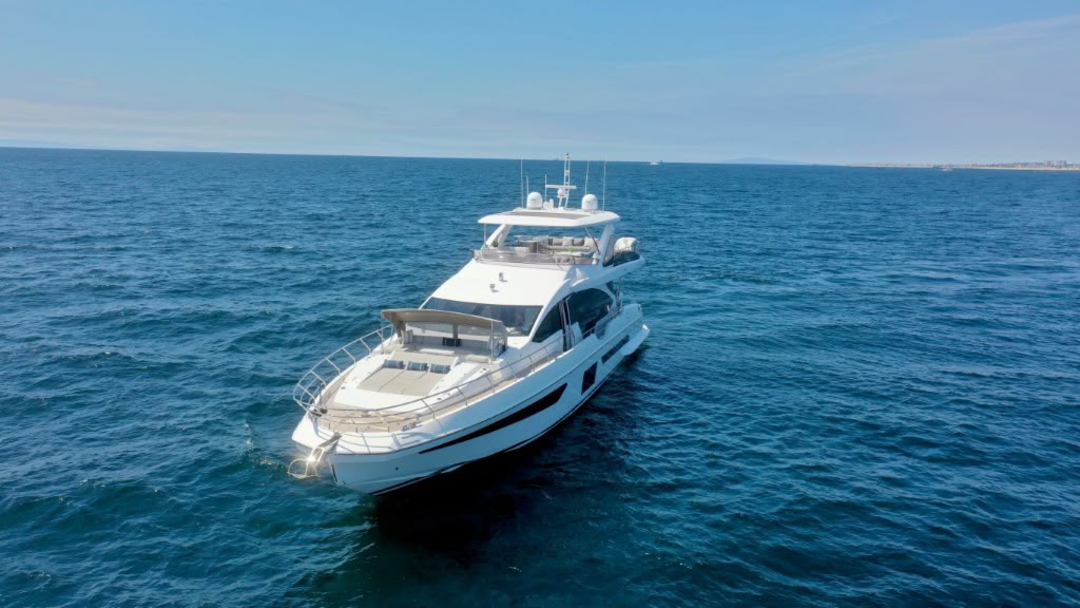 87' Azimut