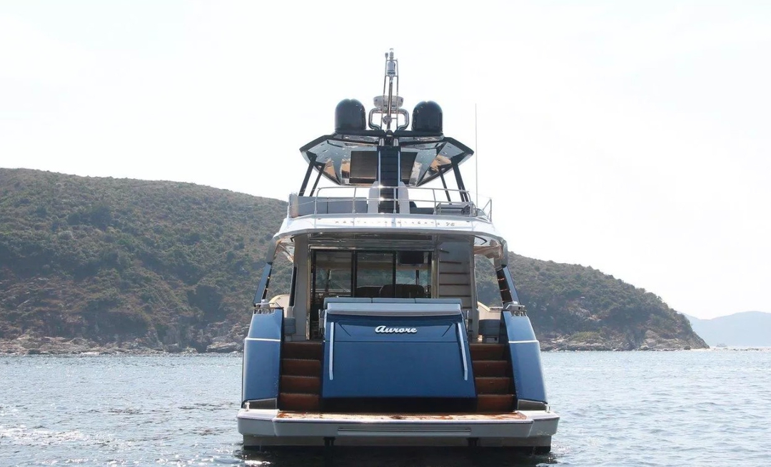 76' Monte Carlo Yachts