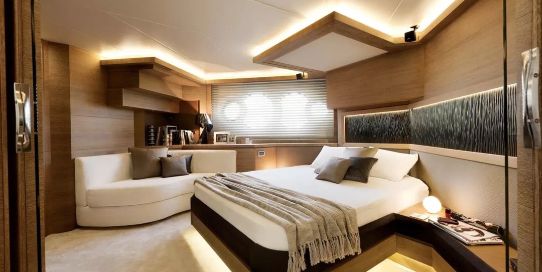 76' Monte Carlo Yachts