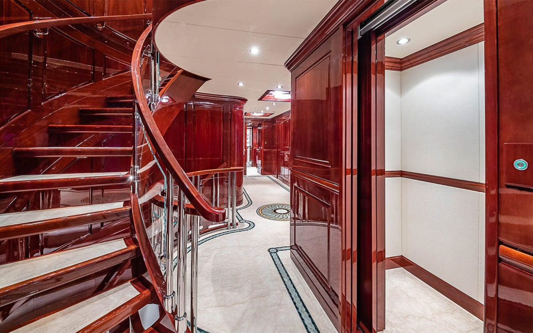 161' Christensen