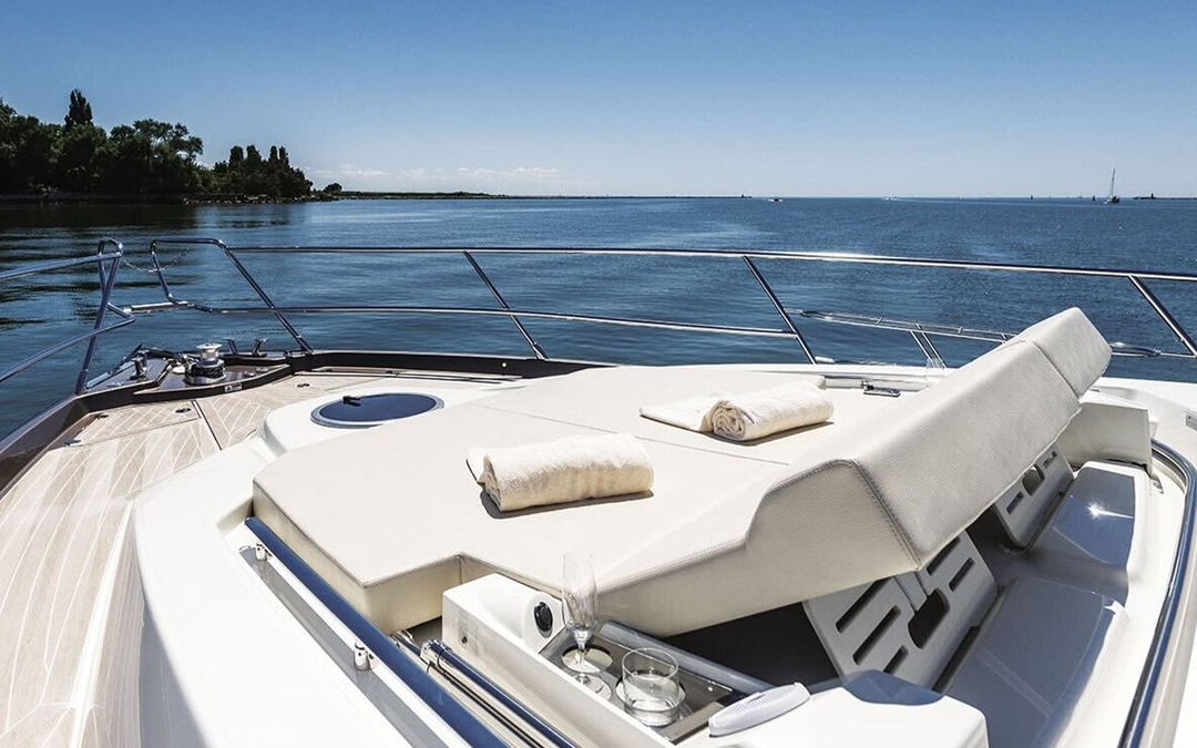 60' Cranchi