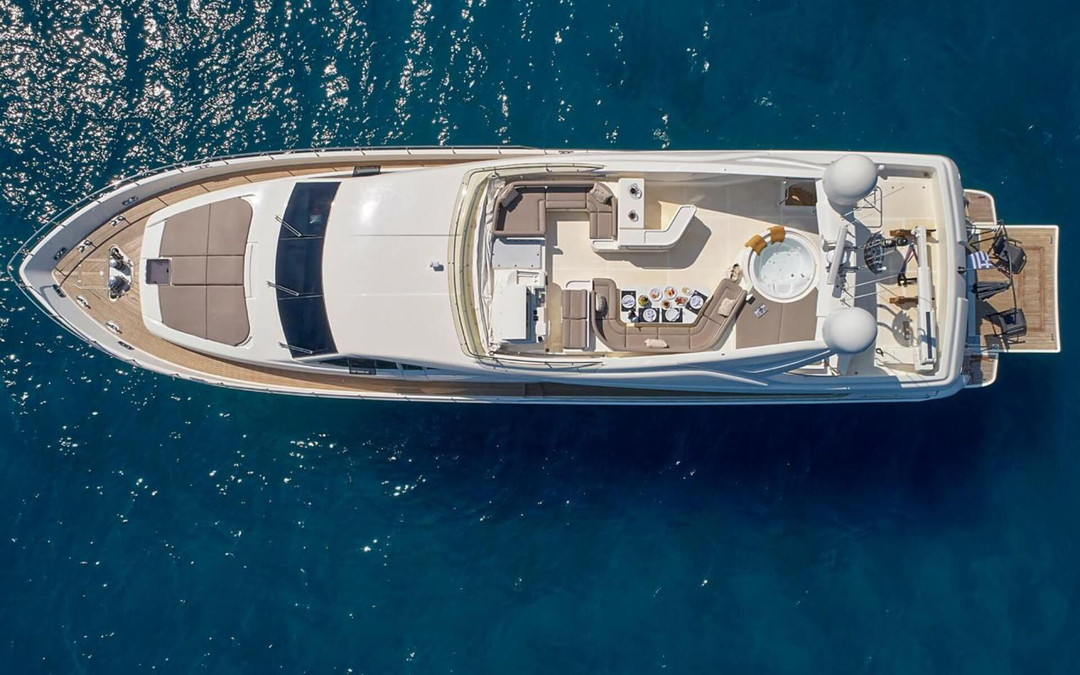 89' Ferretti
