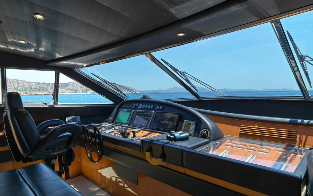 89' Ferretti