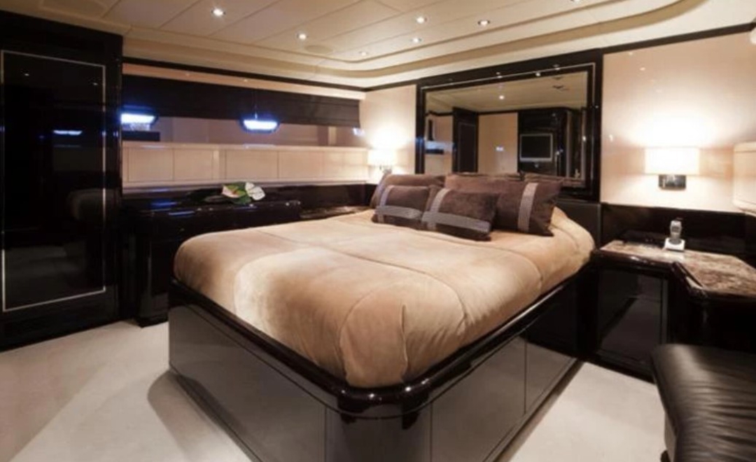92' Mangusta