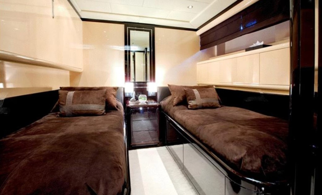 92' Mangusta