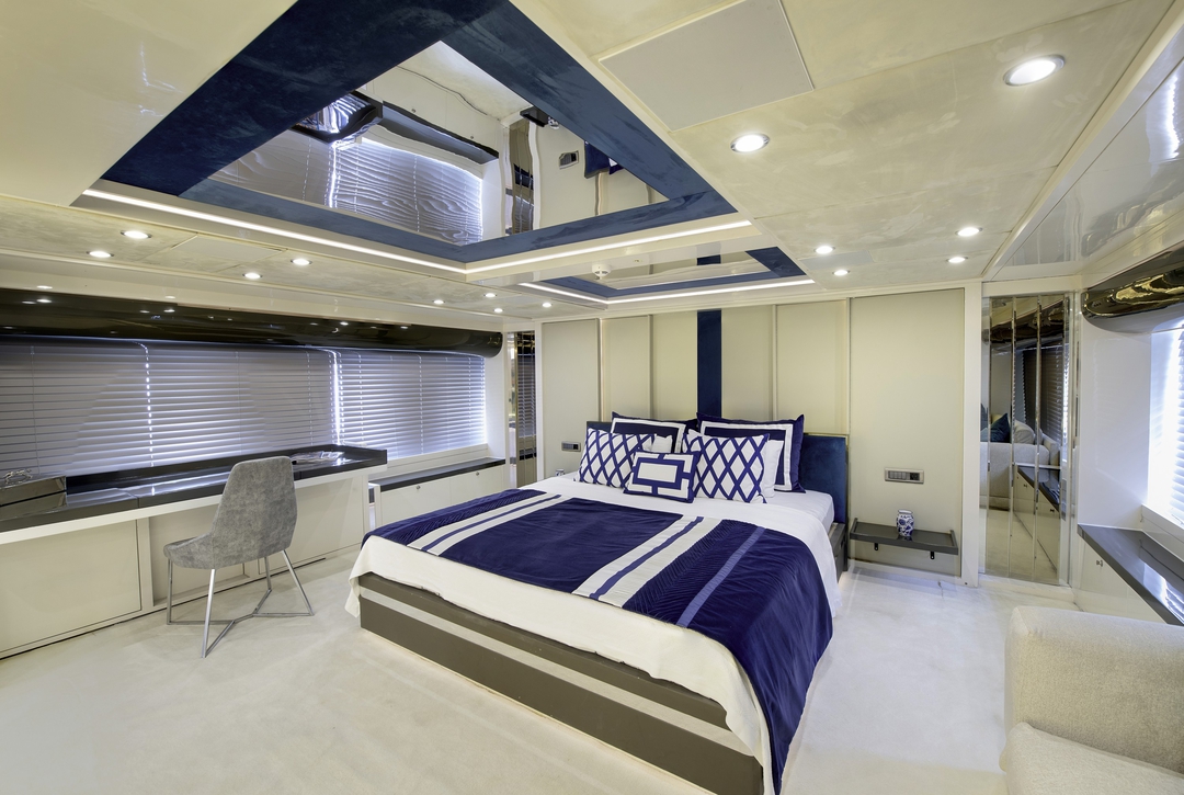 160'  Lurssen