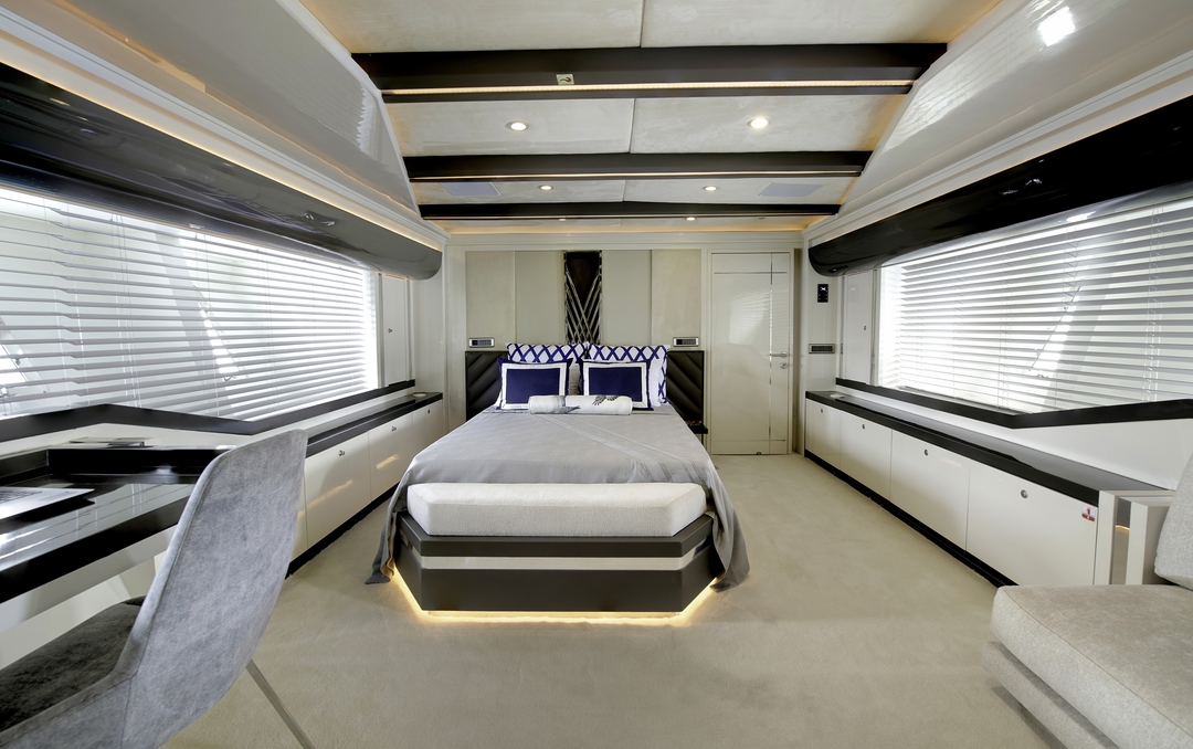 160'  Lurssen