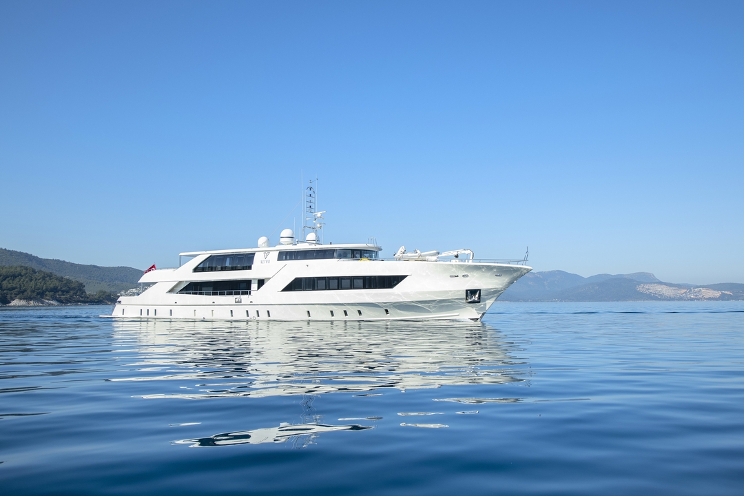 160'  Lurssen