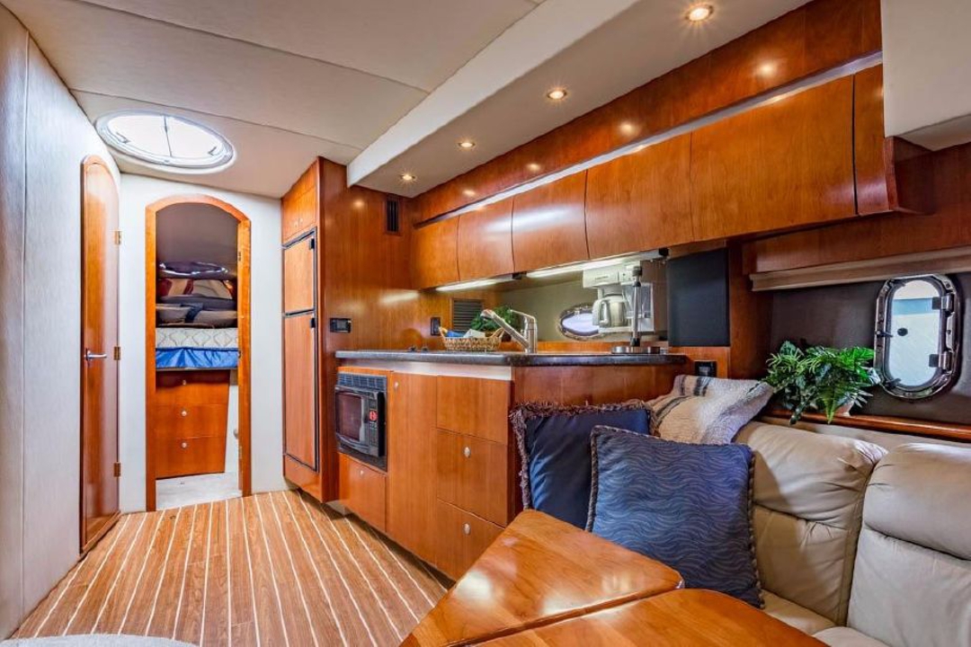 42' Cruiser Yacht