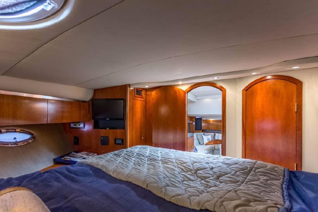 42' Cruiser Yacht