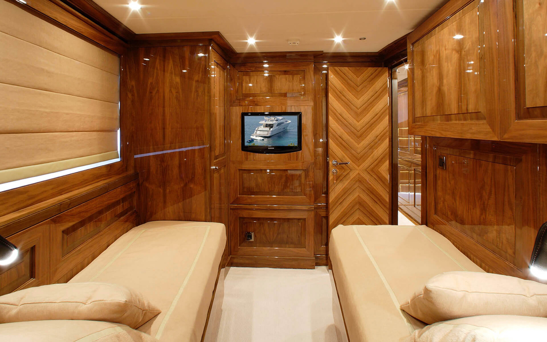 121' Couch