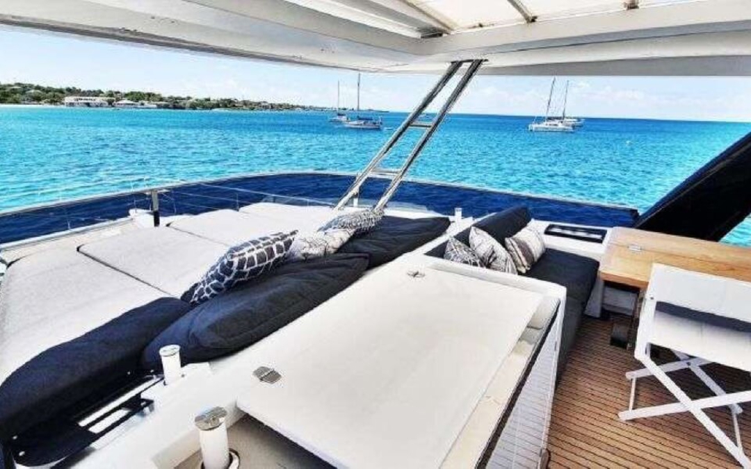 64' Lagoon