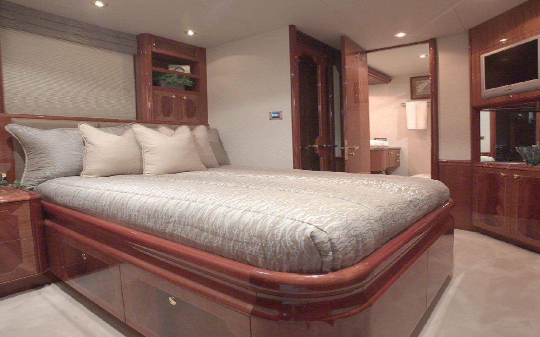 110' Lazzara