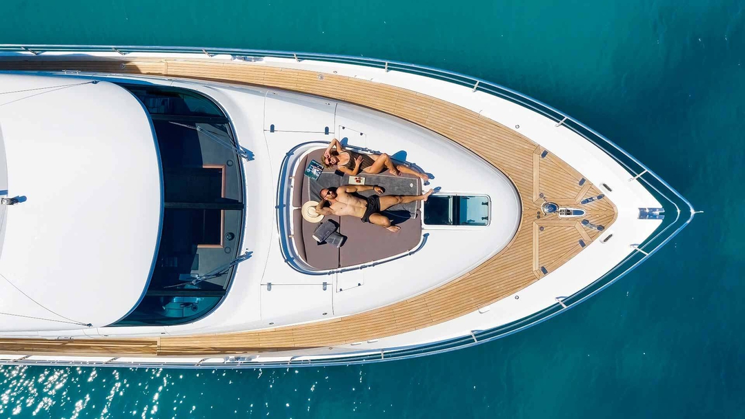 80' Fairline Squadron