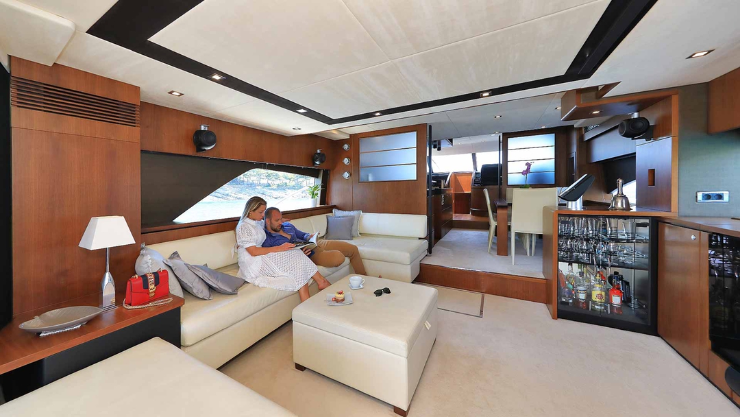 80' Fairline Squadron