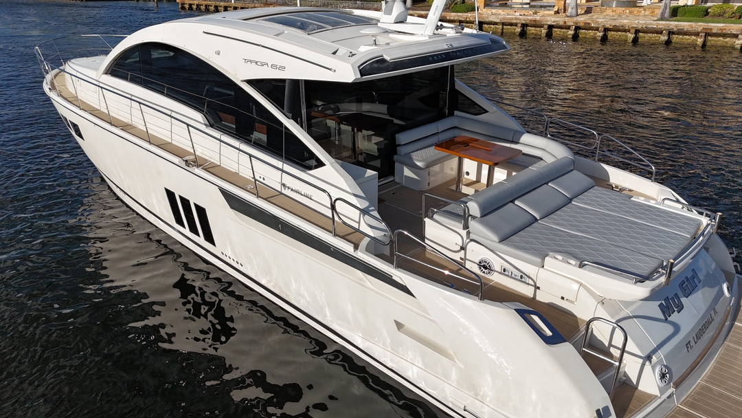 62' Fairline