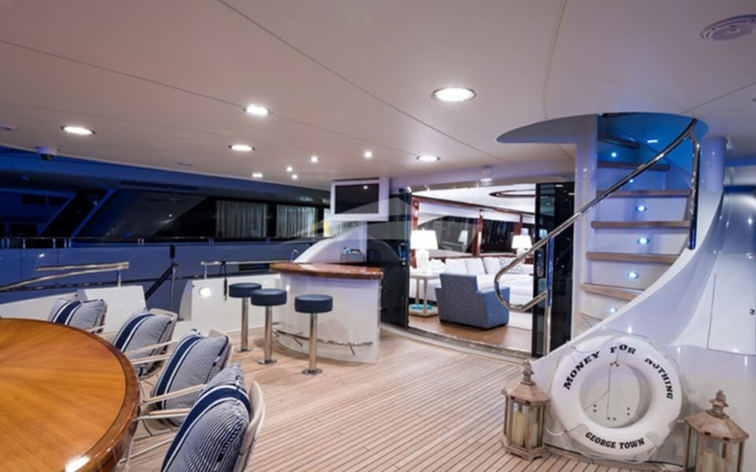 116' Lazzara