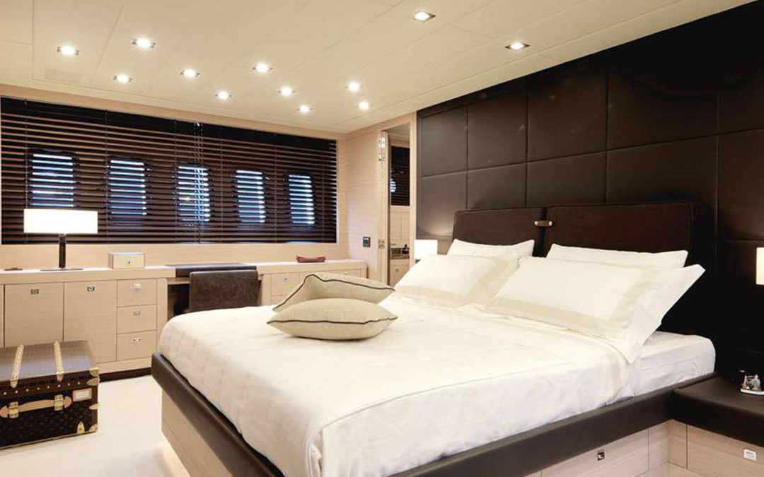 92' Mangusta