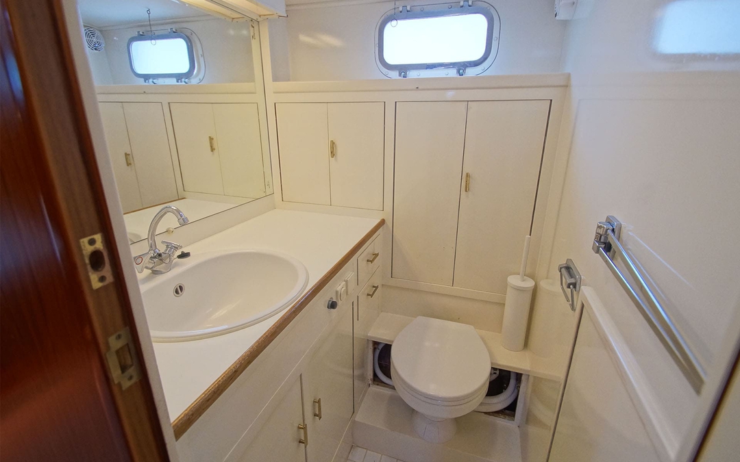 47' Super Van Craft