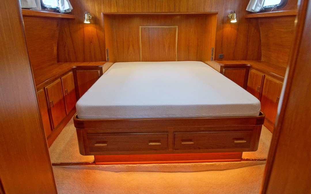47' Super Van Craft