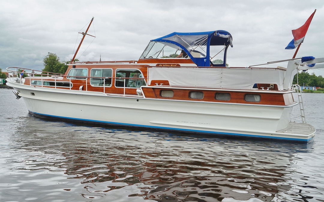47' Super Van Craft