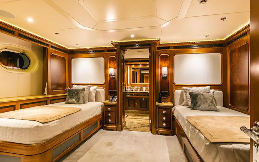 168' Feadship