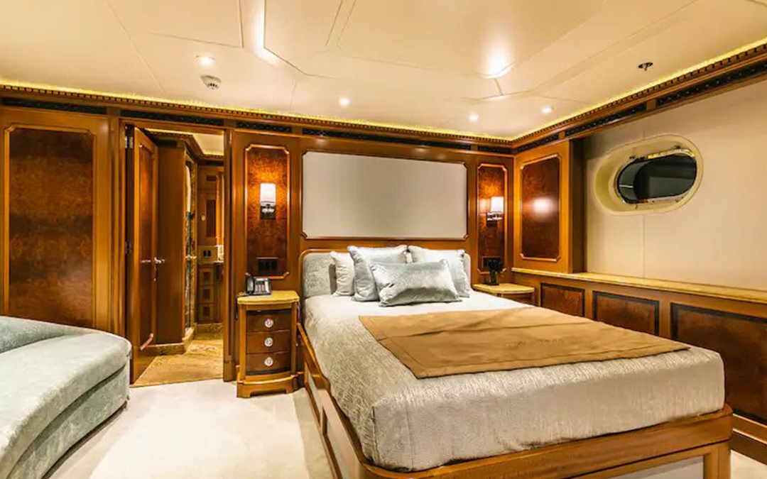 168' Feadship