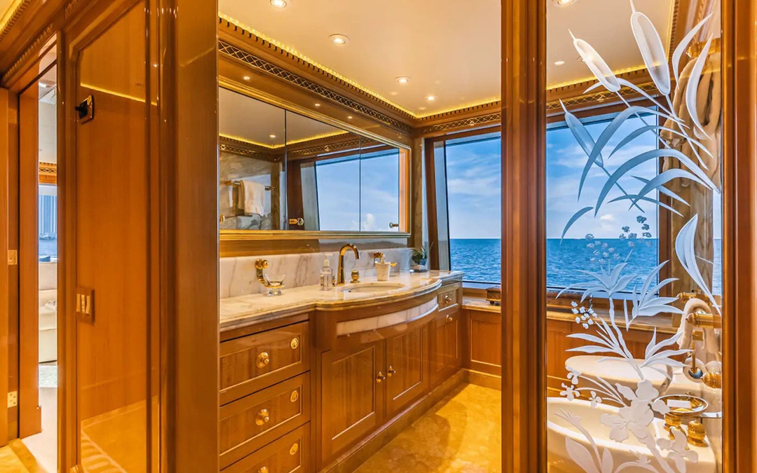 168' Feadship