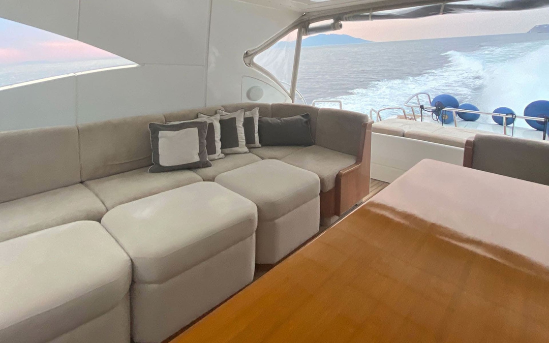 72' Mangusta