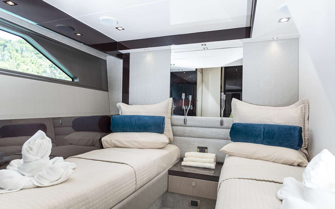 66' Sunseeker