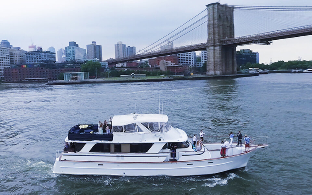 80' Chris-Craft