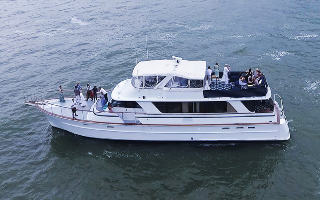 80' Chris-Craft